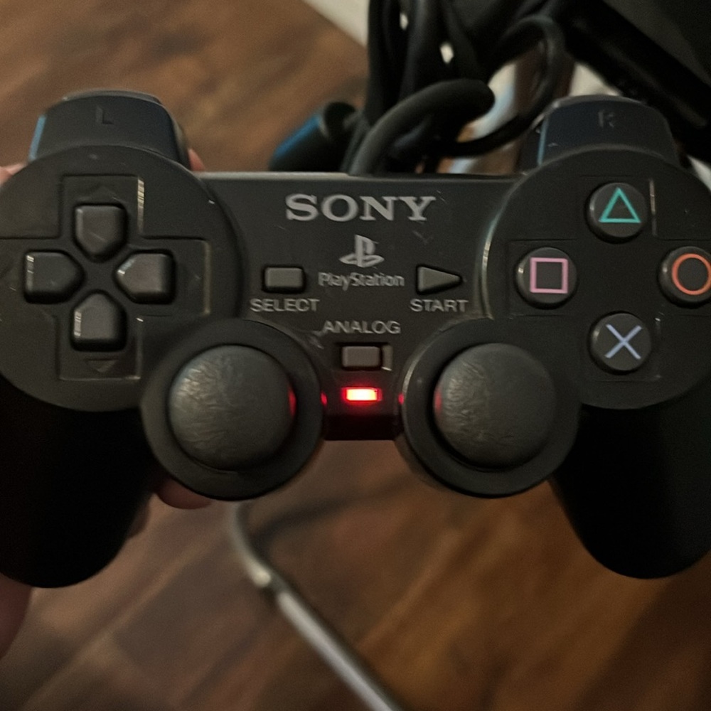 PS2- Controller - Picture 3 of 5